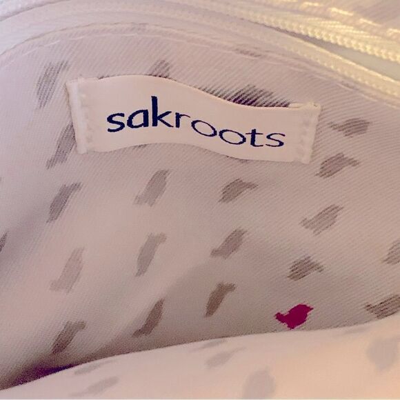 Sakroots Crossbody Handbag Textile Floral Print NWOT Gorgeous - Picture 6 of 6